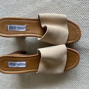Steve Madden Beige Tan Suede Slides Block Wood 3.5” Heel Platform 1” EU Size 37